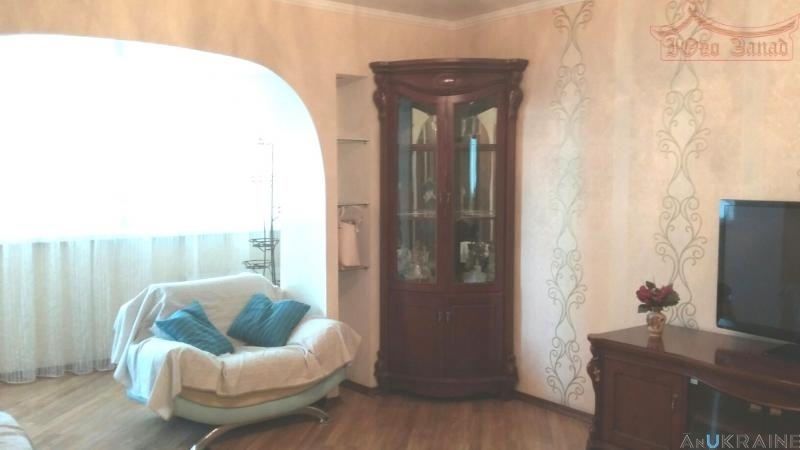 продажа трехкомнатной квартиры номер A-173480 в Приморском районе, фото номер 6